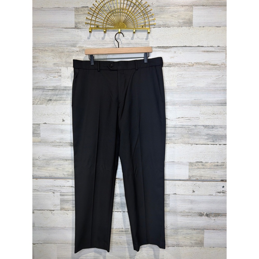 Stafford Travel Dress Pants Mens 36x30 Black Classic Fit Wrinkle Free EUC